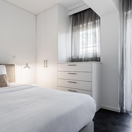 Onezerotwo By Zoia Living Aparthotel Aten Exteriör bild