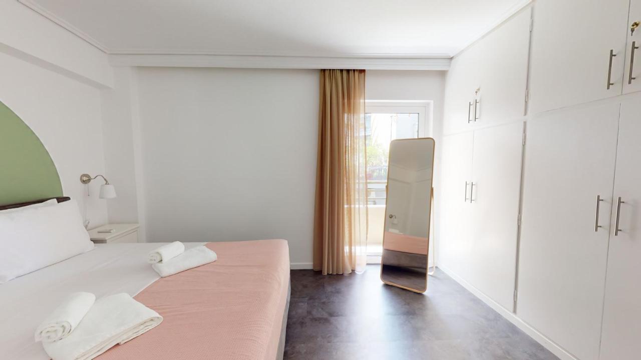 Onezerotwo By Zoia Living Aparthotel Aten Exteriör bild