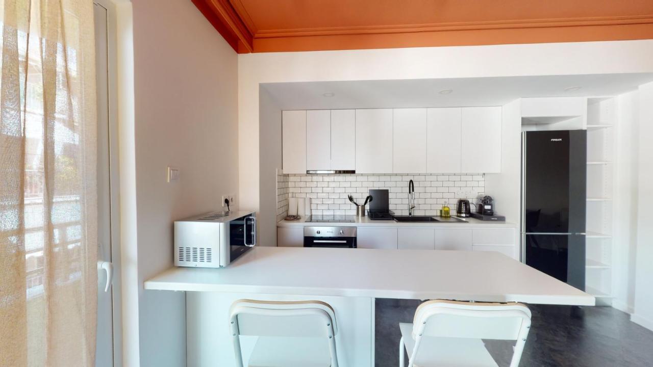 Onezerotwo By Zoia Living Aparthotel Aten Exteriör bild