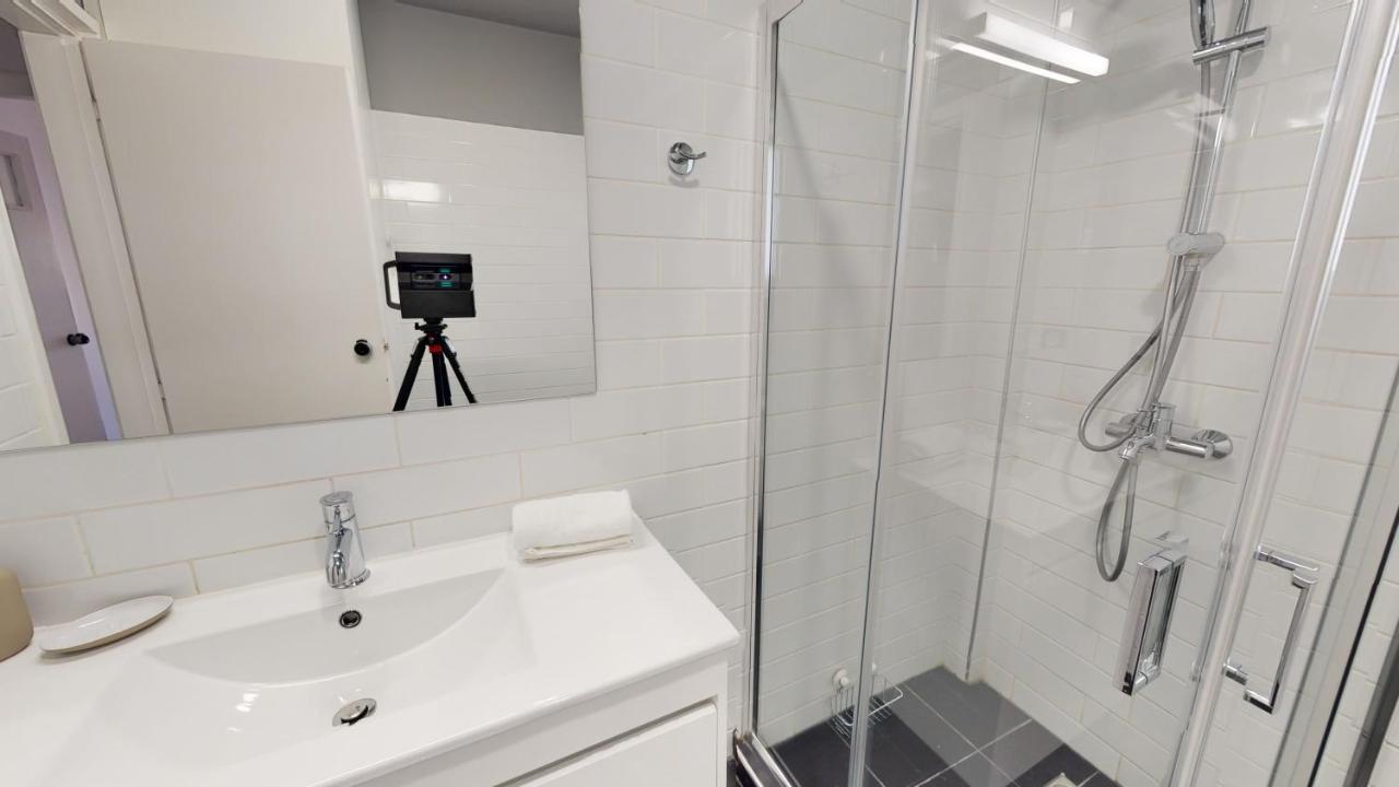 Onezerotwo By Zoia Living Aparthotel Aten Exteriör bild